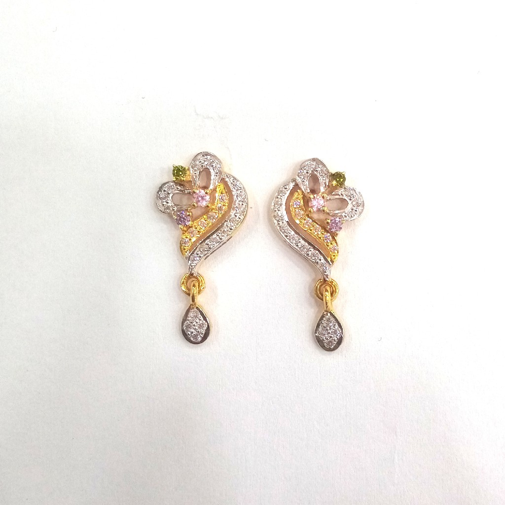 916HM GOLD CERTIFIED FANCY DIAMOND LADIES EARRINGS