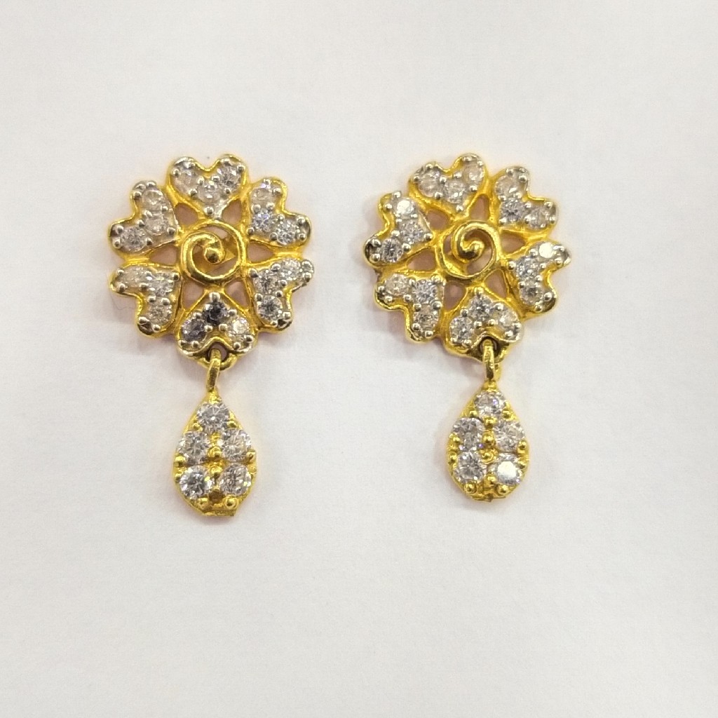 916 gold diamond earrings