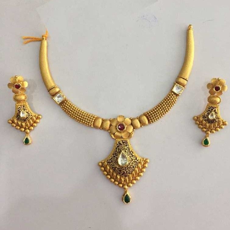 916 Gold Traditional Jadtar Special Necklace Set