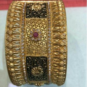 Gold Antique Bangle