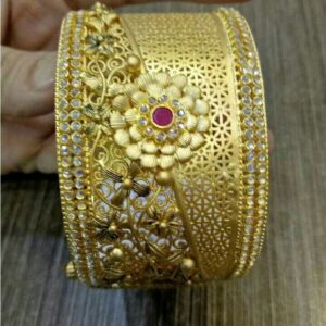 Gold Antique Bangle