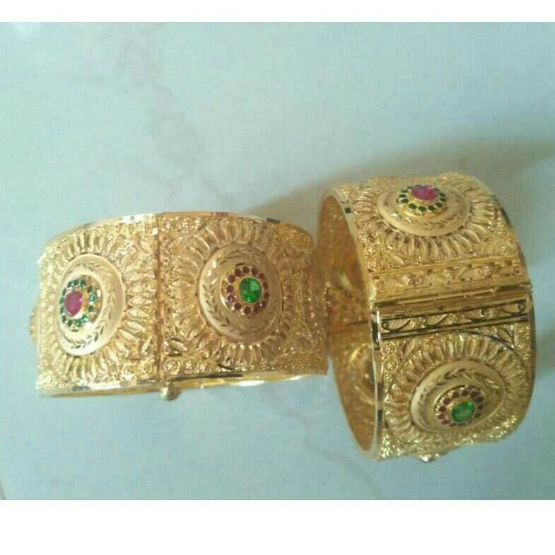 916 Designer Ladies Meenakari Bangles - Image 4