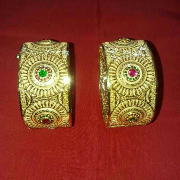 916 Designer Ladies Meenakari Bangles - Image 2