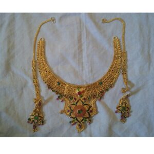 916 Hallmarked Yellow Gold Necklace With Meenakari