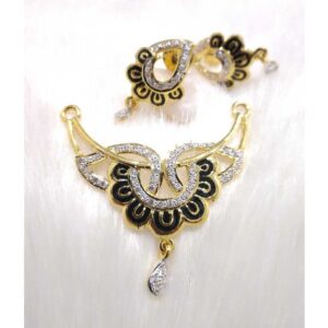 Designer 22KT Gold Pendant Set