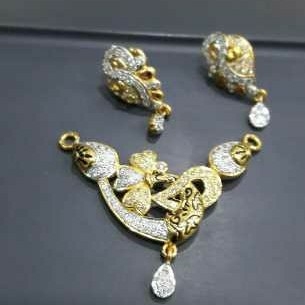 22KT Designer Ladies Pendant Set