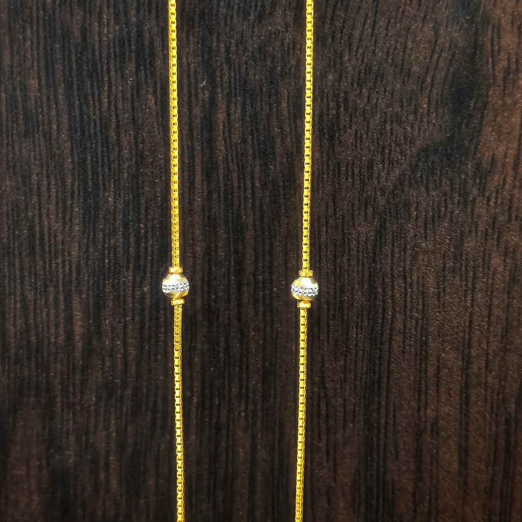 22 carat gold light weight ladies chain 5gm - Image 3