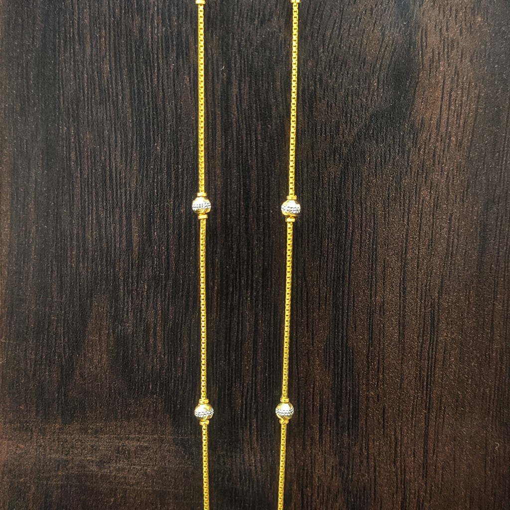 22 carat gold light weight ladies chain 5gm - Image 2