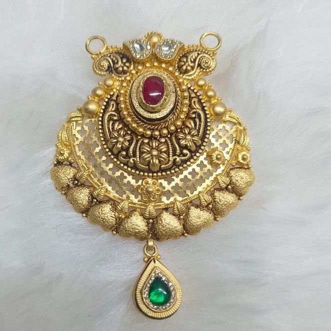 22crt gold antique mangalsutra pendants - Image 2
