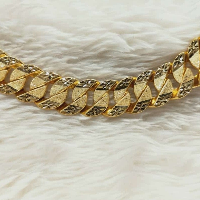 22 carat 916 gold lucky - Image 3