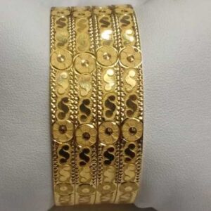 916 Yellow Gold Stylish Ladies Bangles