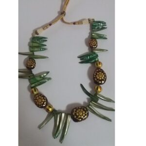 gold work necklase
