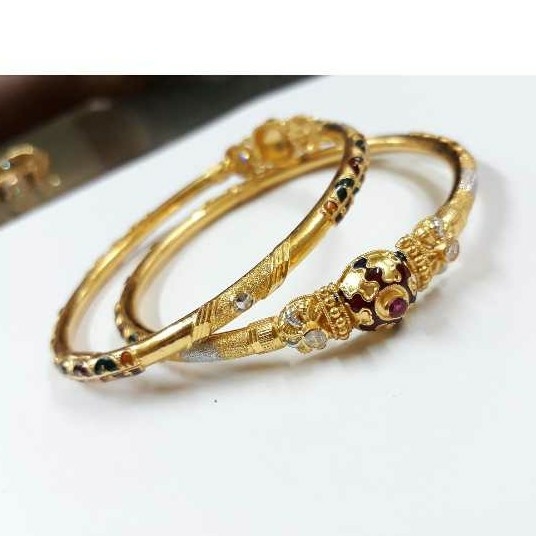 22KT Fancy Ladies Kadli
