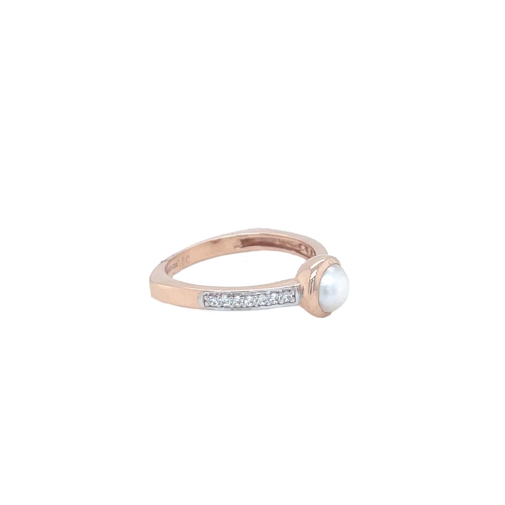 Nature inspired textured gold ring