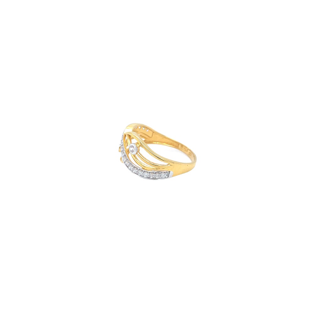 Hearts muse gold ring