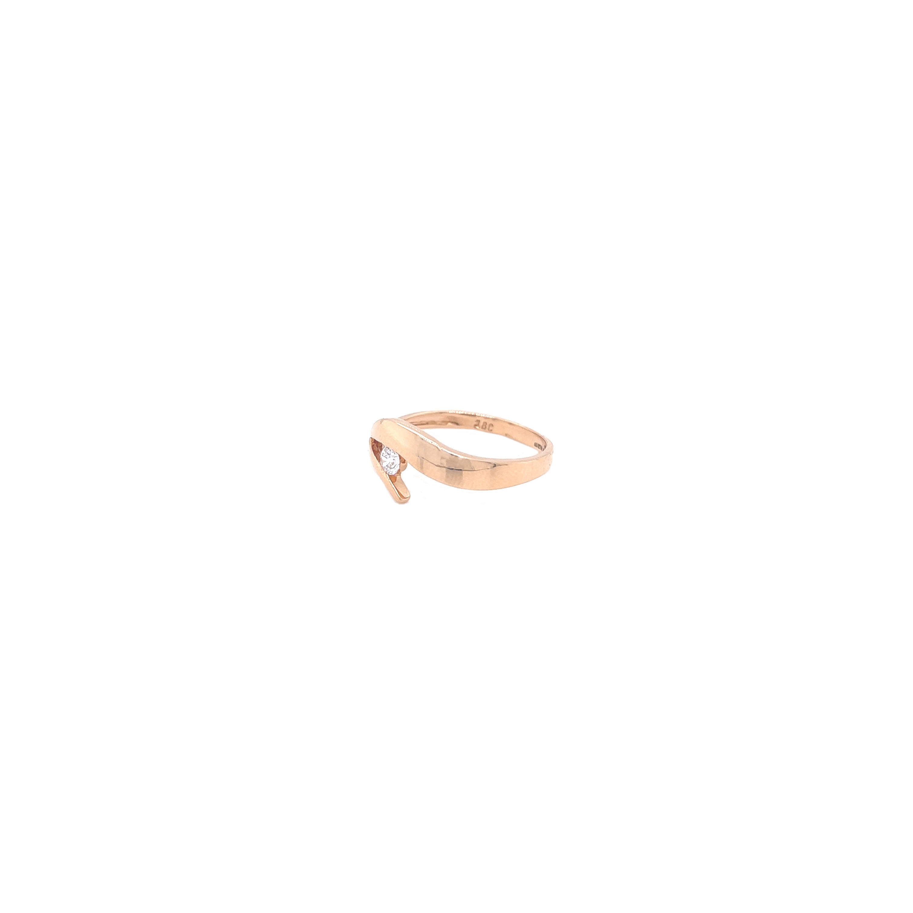 Timeless Stylish Gold Ring