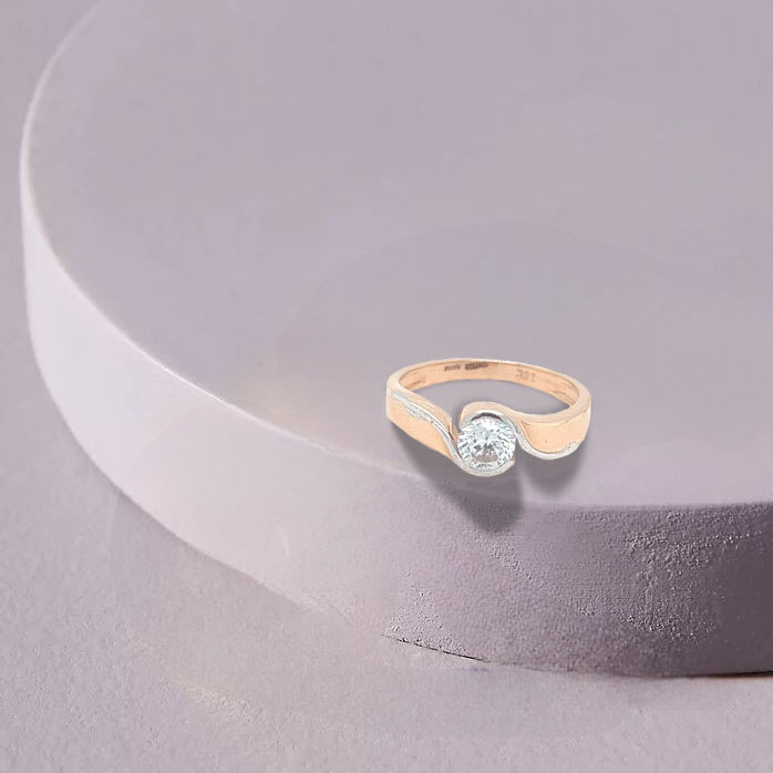 Striking Band Gold Ring