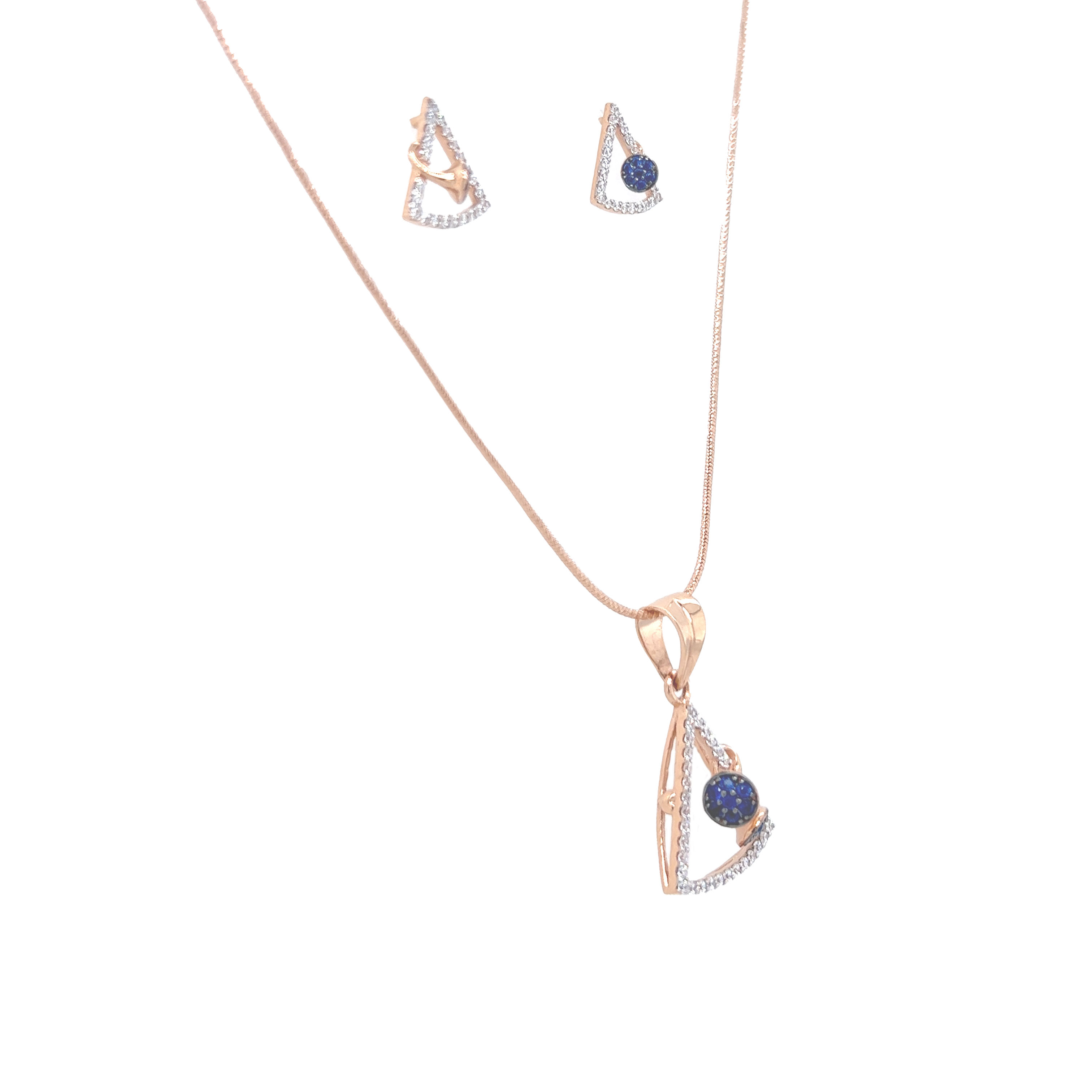 Seamless Circular Diamond Pendant And Earrings Set