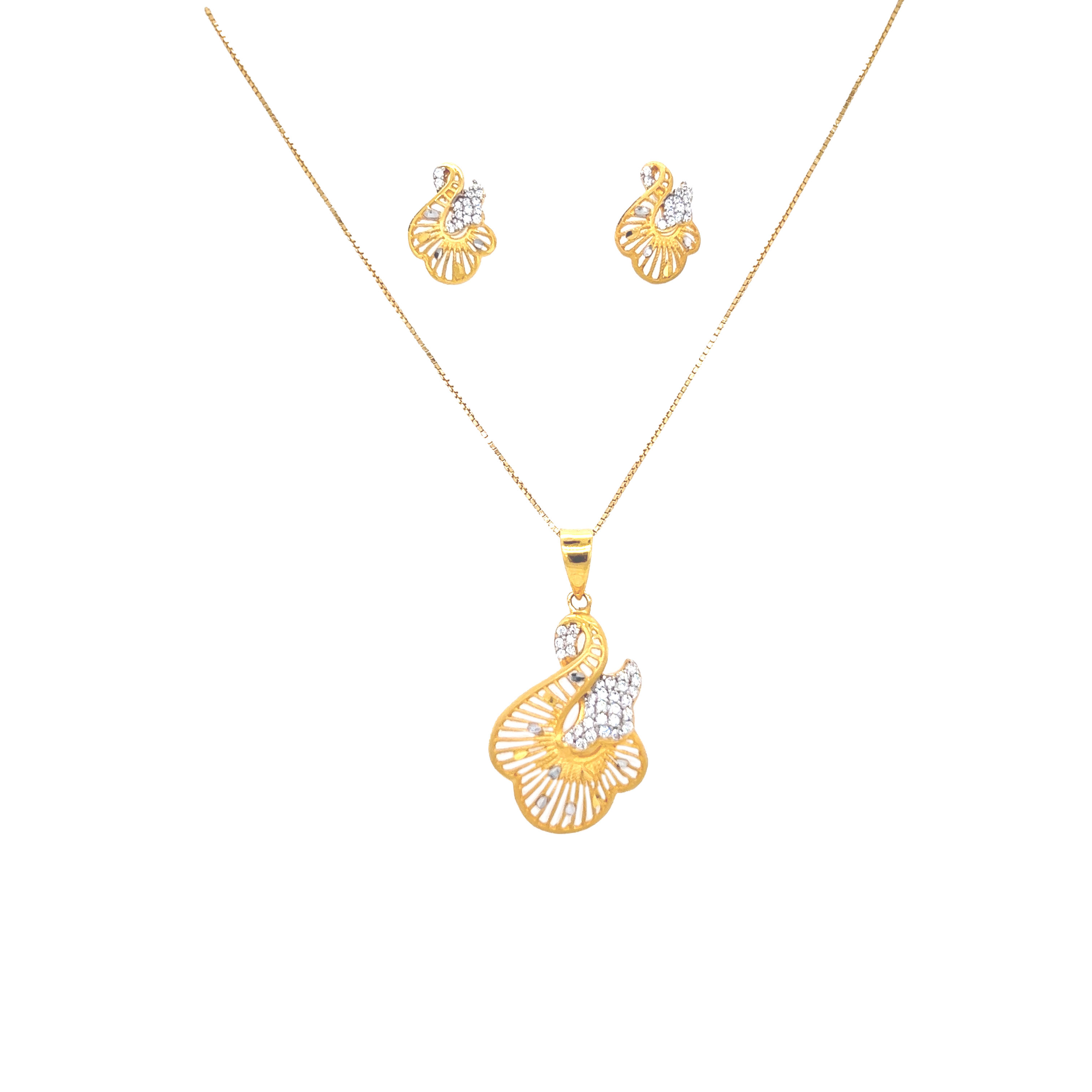 Traditional Paisley Gold Pendant And Earrings Set