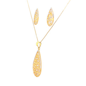Elegant Teardrop Pendant Set