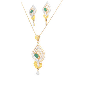 Glamorous Sparkling Diamond Pendant And Earrings Set