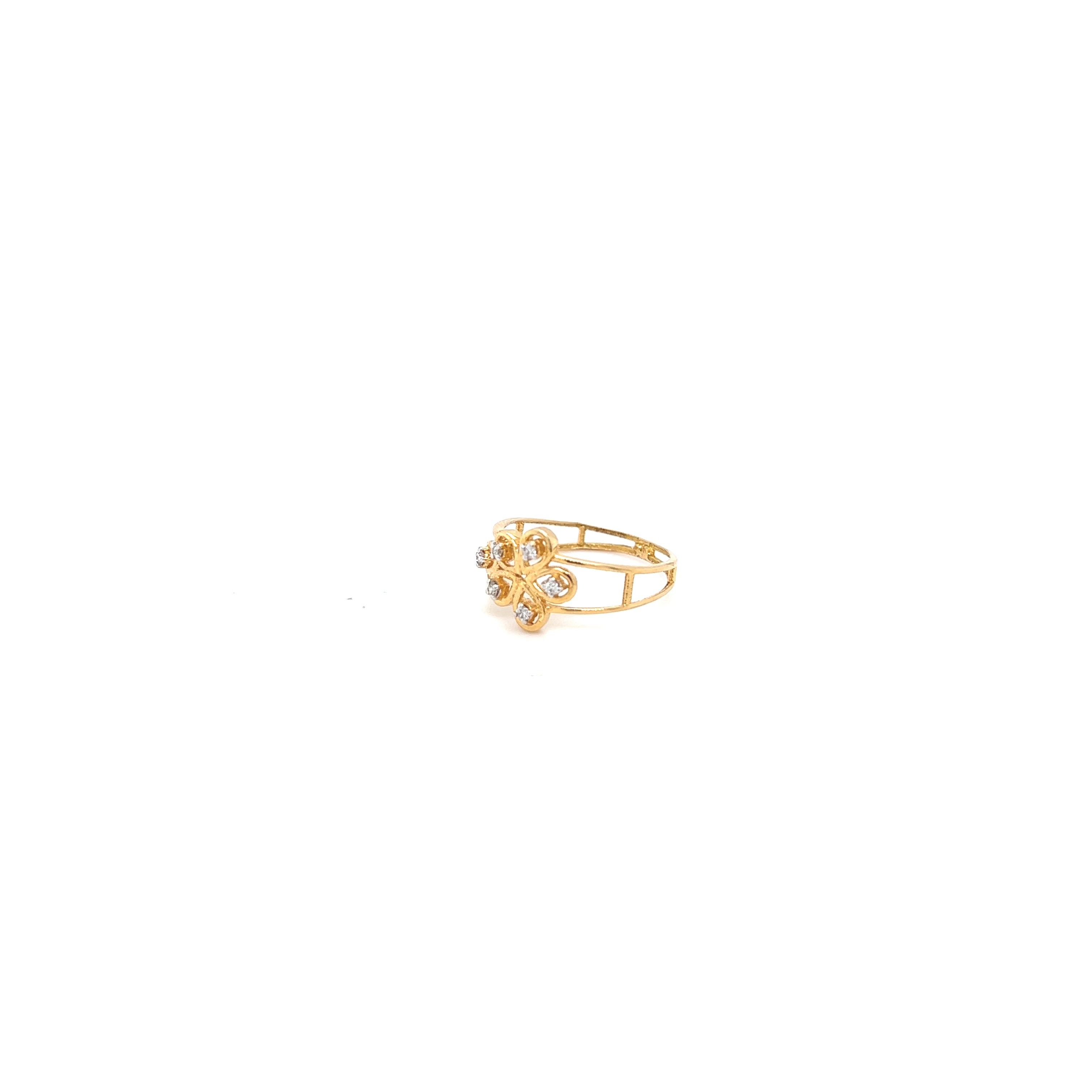18K Gold Diamond cluster ring