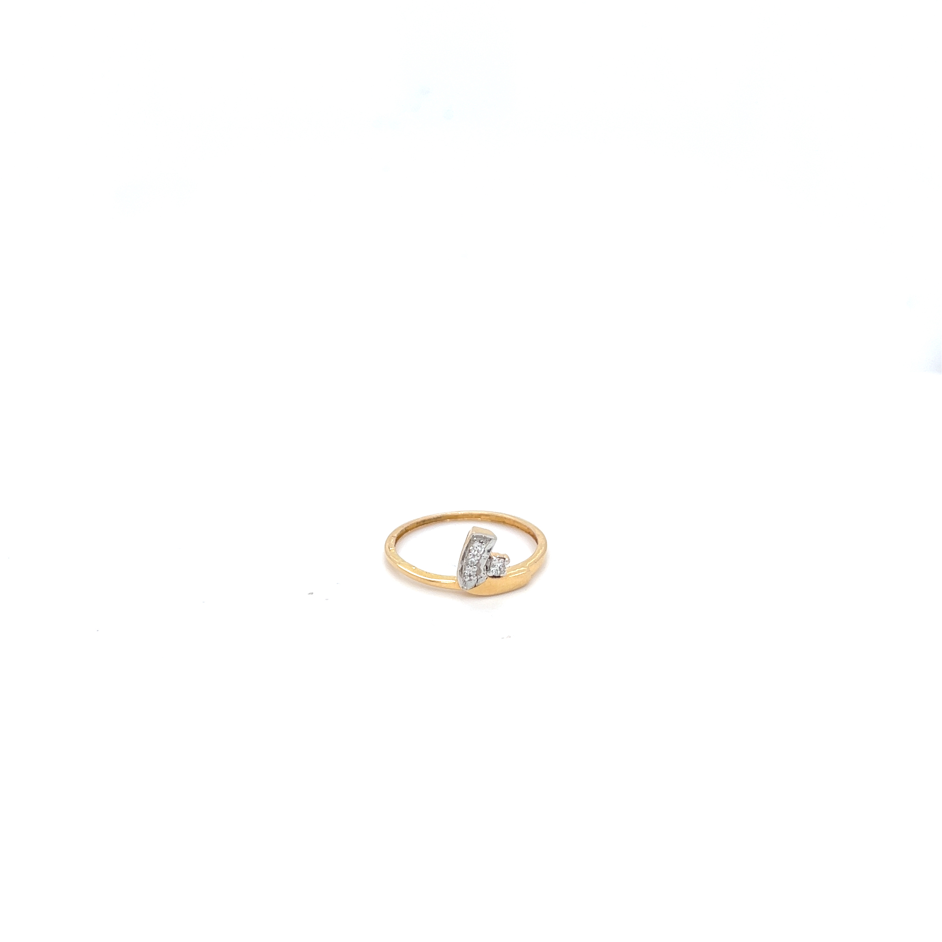 18K Gold Diamond adorn ring