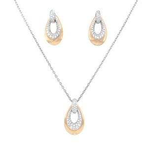 18k gold oval diamond pendent set