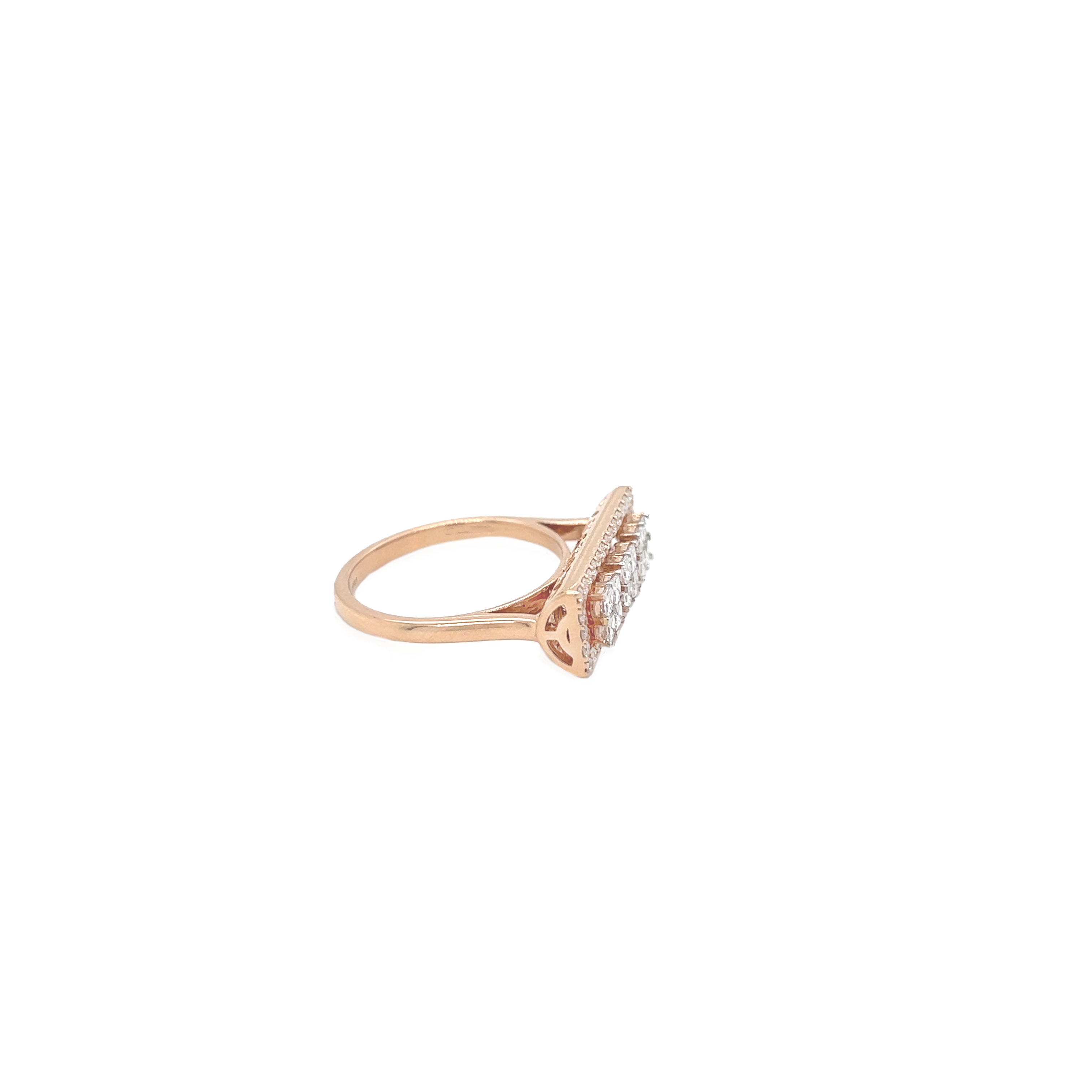 18k Gold Aesthetic Diamond  Ring