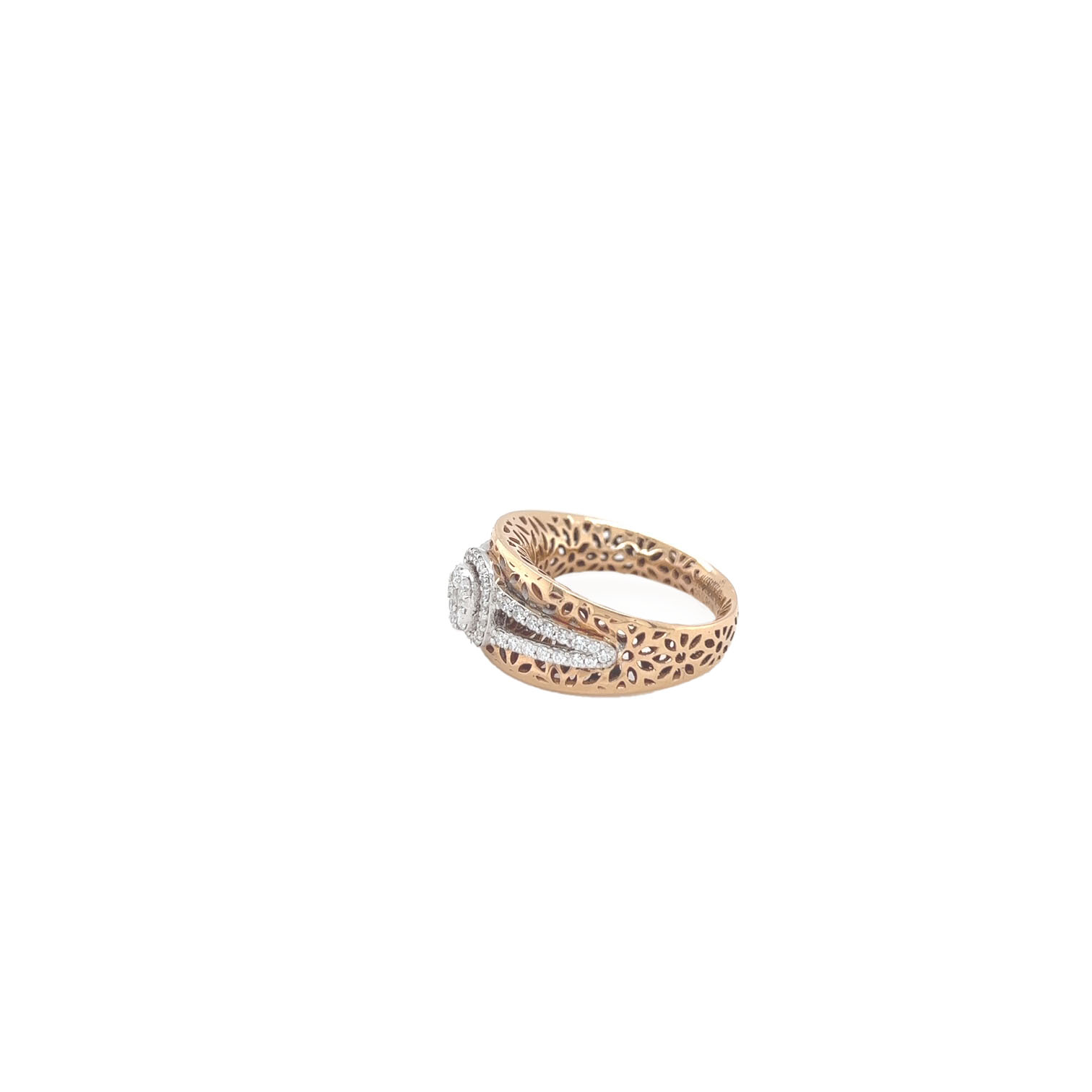 18k Gold Bold Diamond  Ring