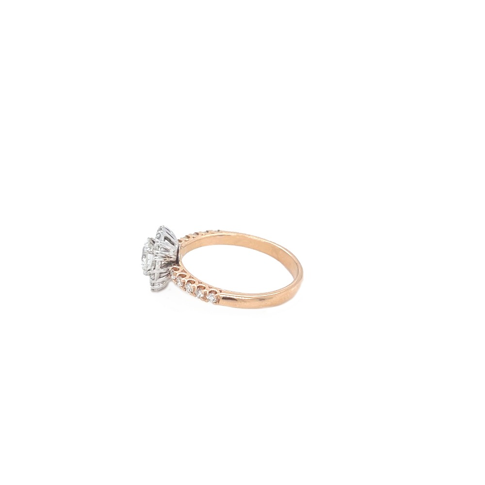 18k gold bewitching diamond  ring