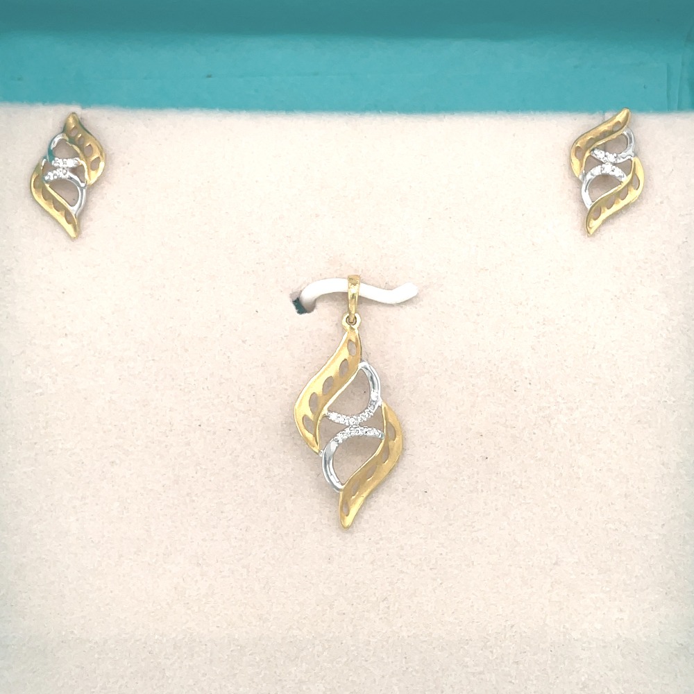 Artistic Floral Matching Set