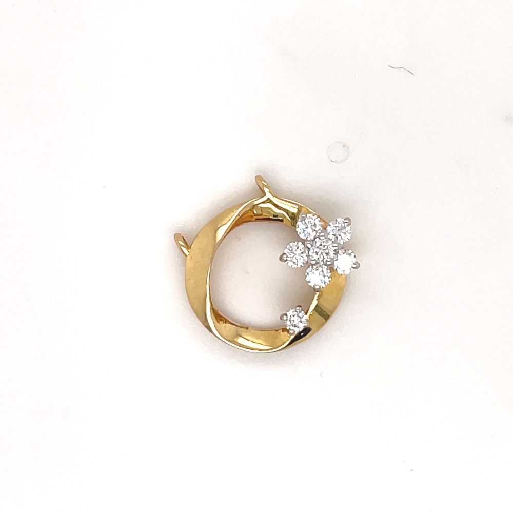 Dazzling floral pendant