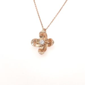 Flower pendant