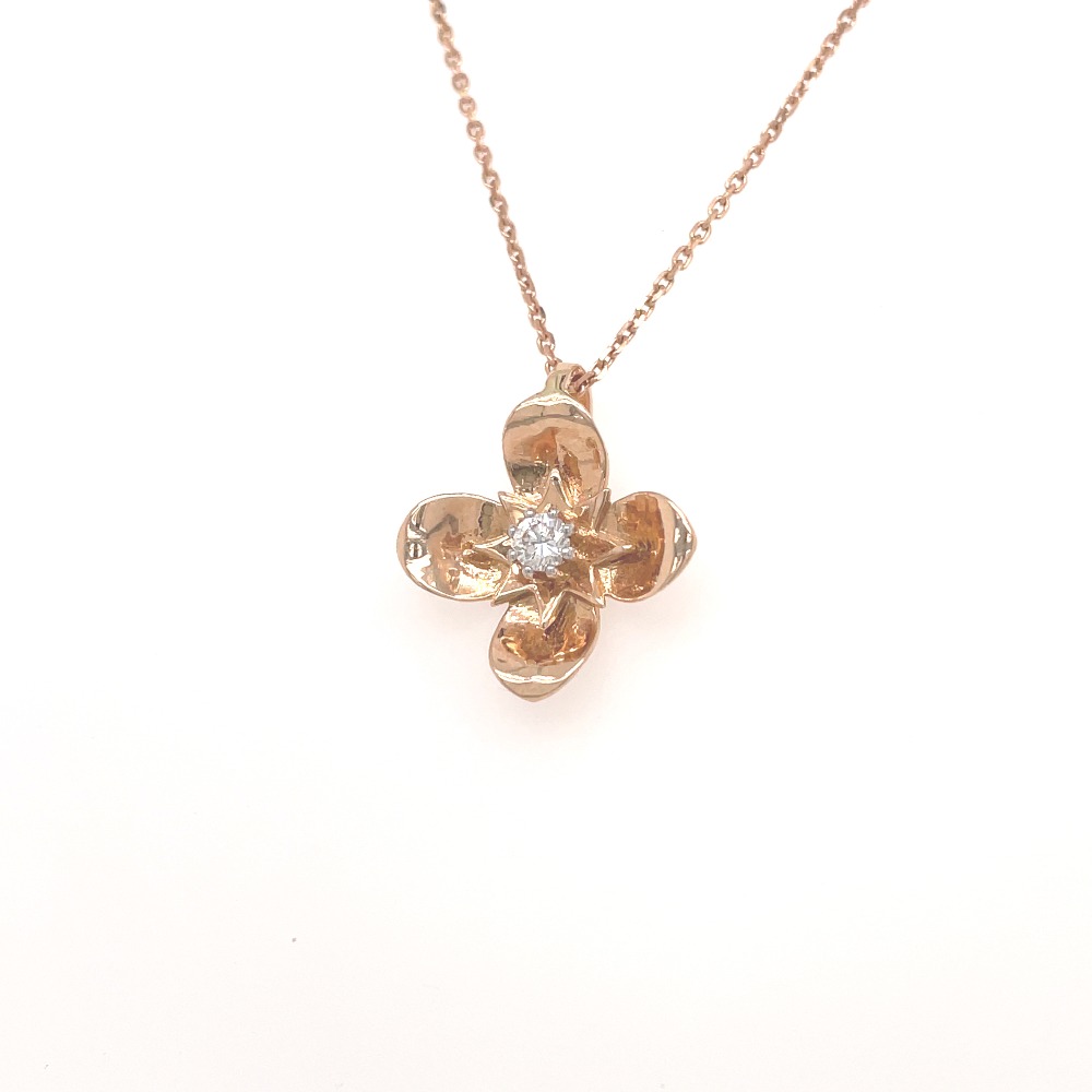 Flower pendant