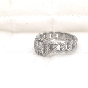 Elegant Floret Diamond Ring