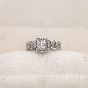 Elegant Floret Diamond Ring