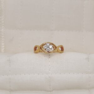 Curve Miracle Plate Diamond Ring