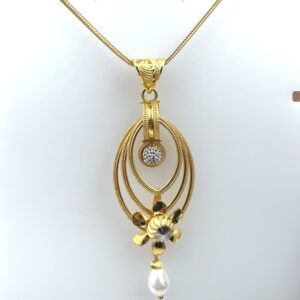 Floral pendant set