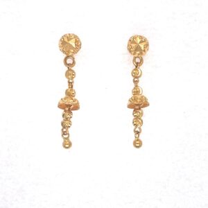 Enchanting hanging earring
