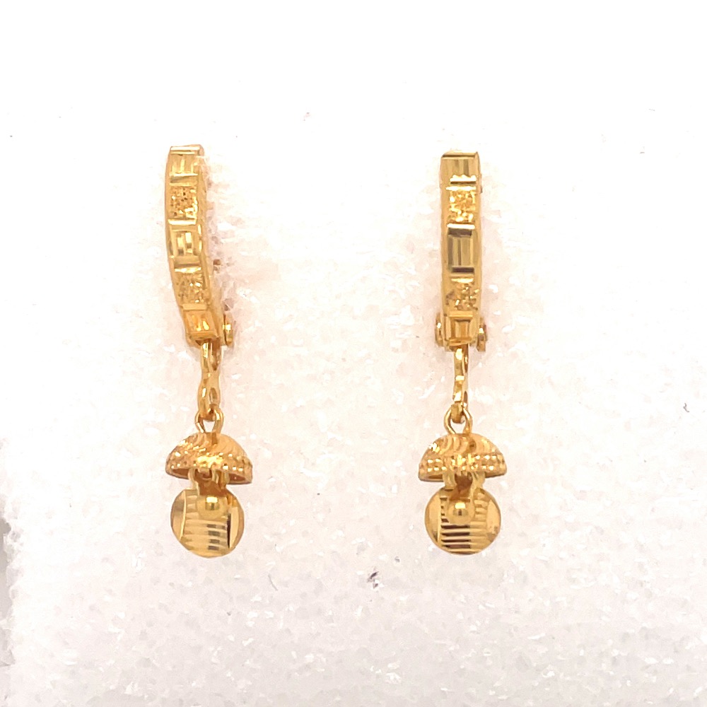 Lavish bali hoop earring