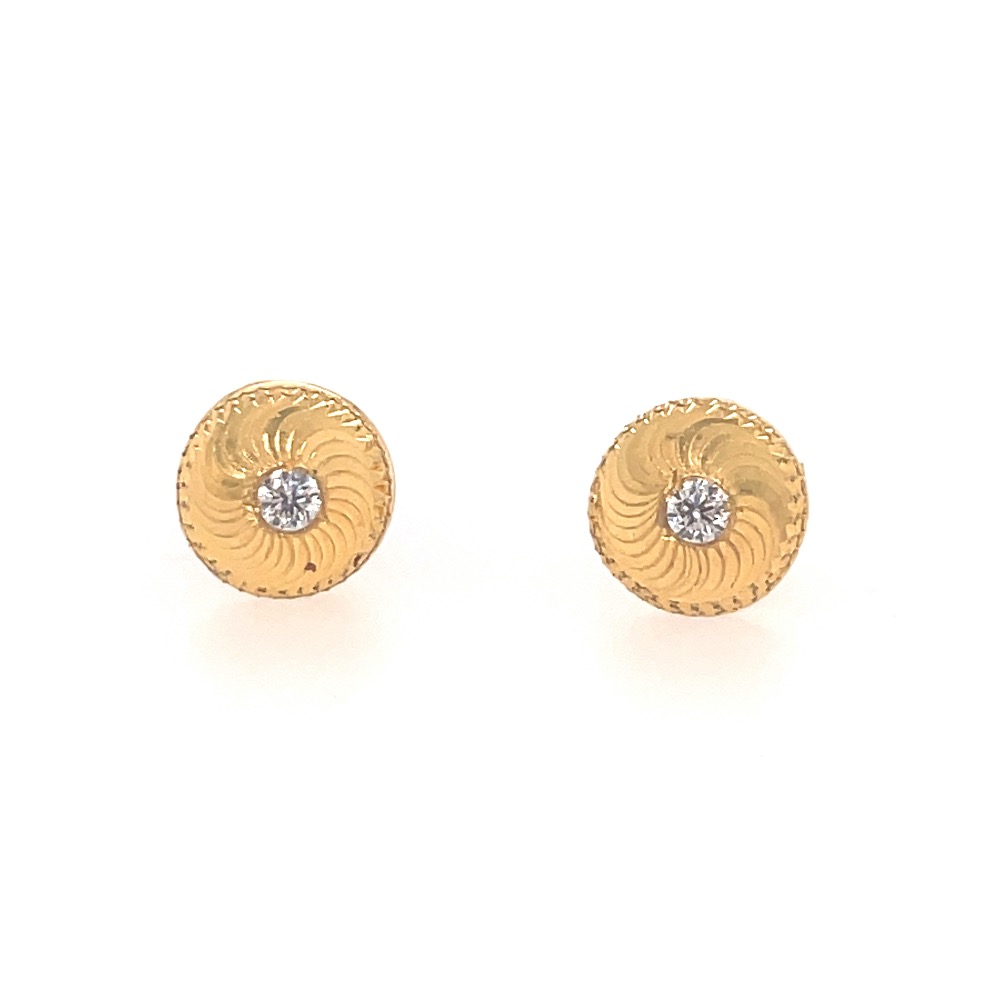 Flawless stud earring
