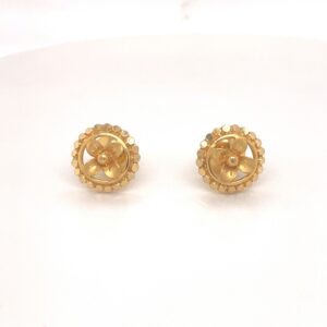 Flower stud earring