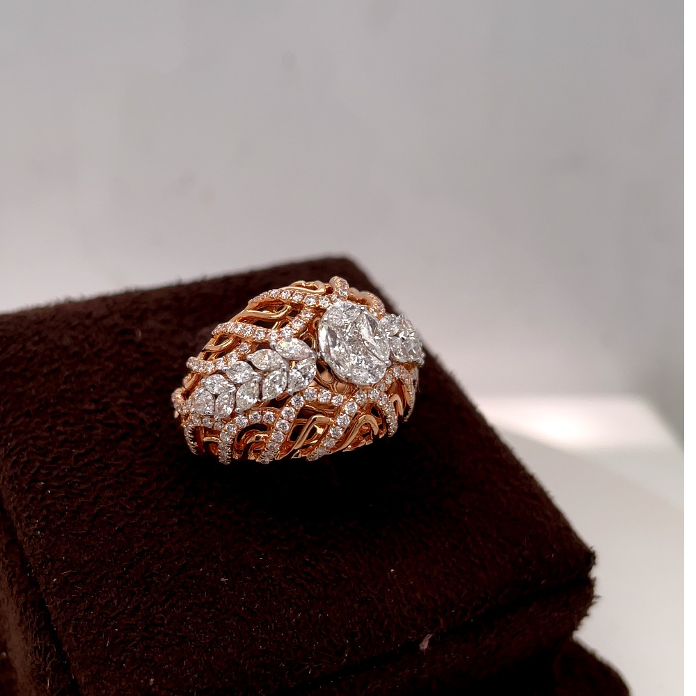 Allure diamond ring
