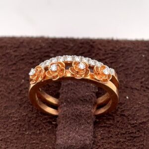 Blooming flowers diamond band