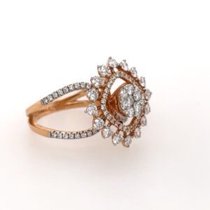 Royal diamond ring
