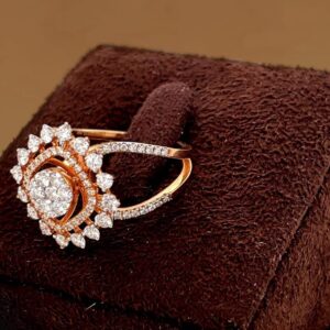 Royal diamond ring