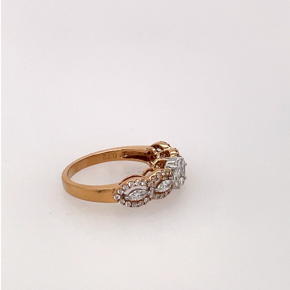 Contemporary diamond ring