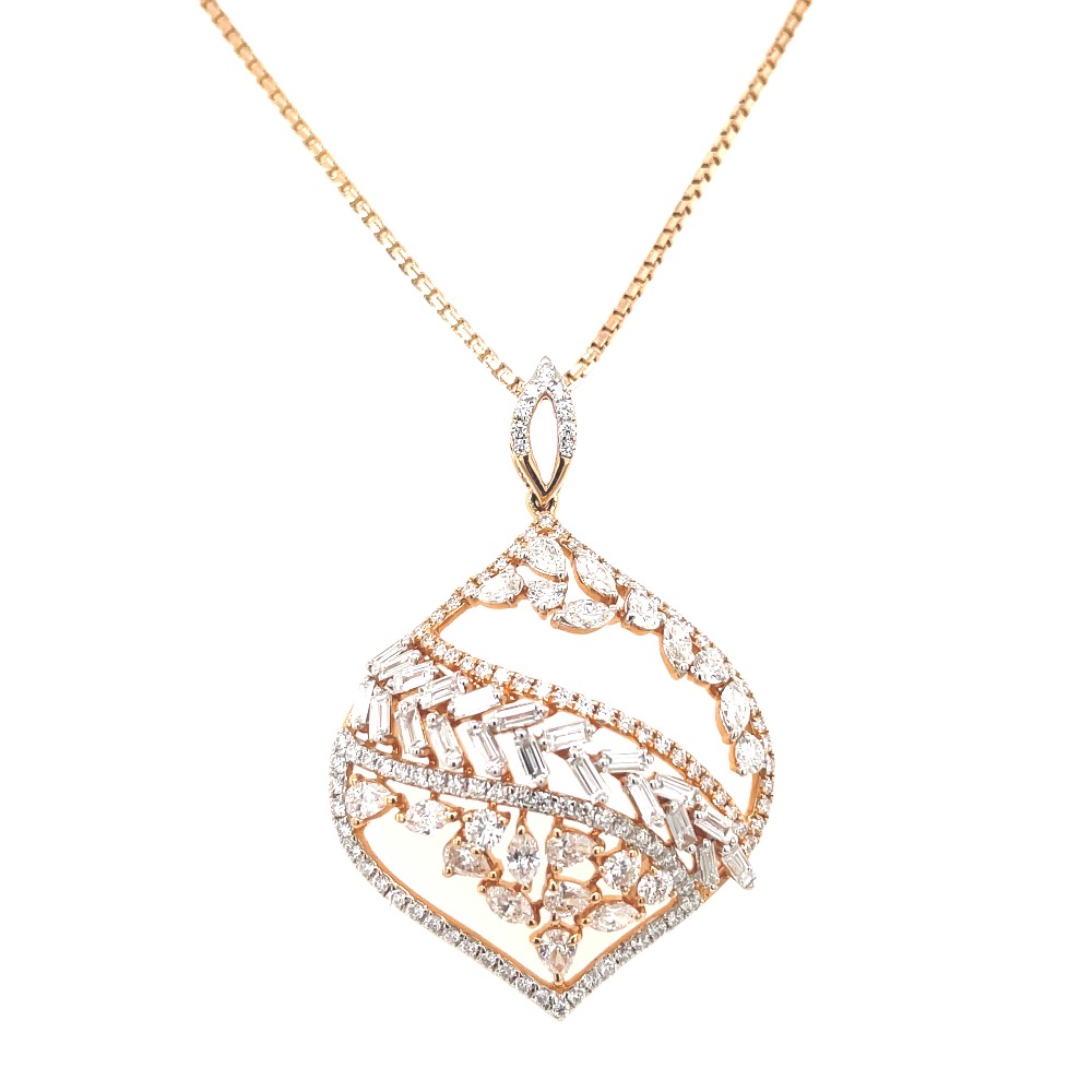 Admirable diamond pendant