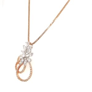 Magnificient diamond pendant